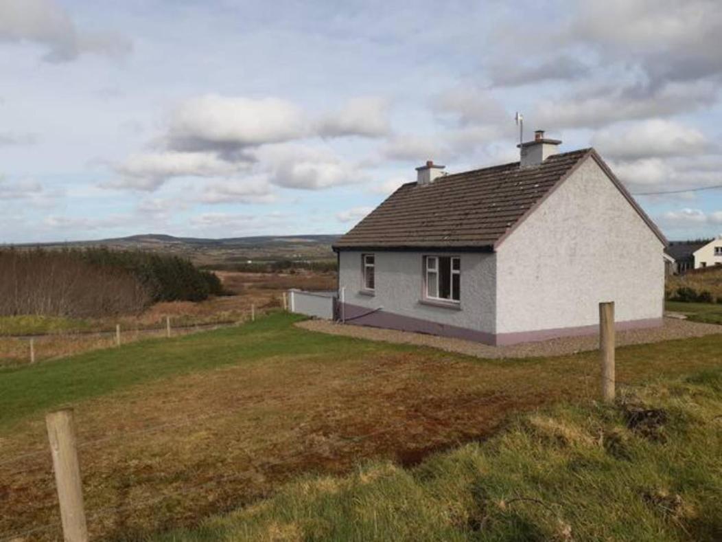 Hardy'S Cottage Doolin Exterior photo